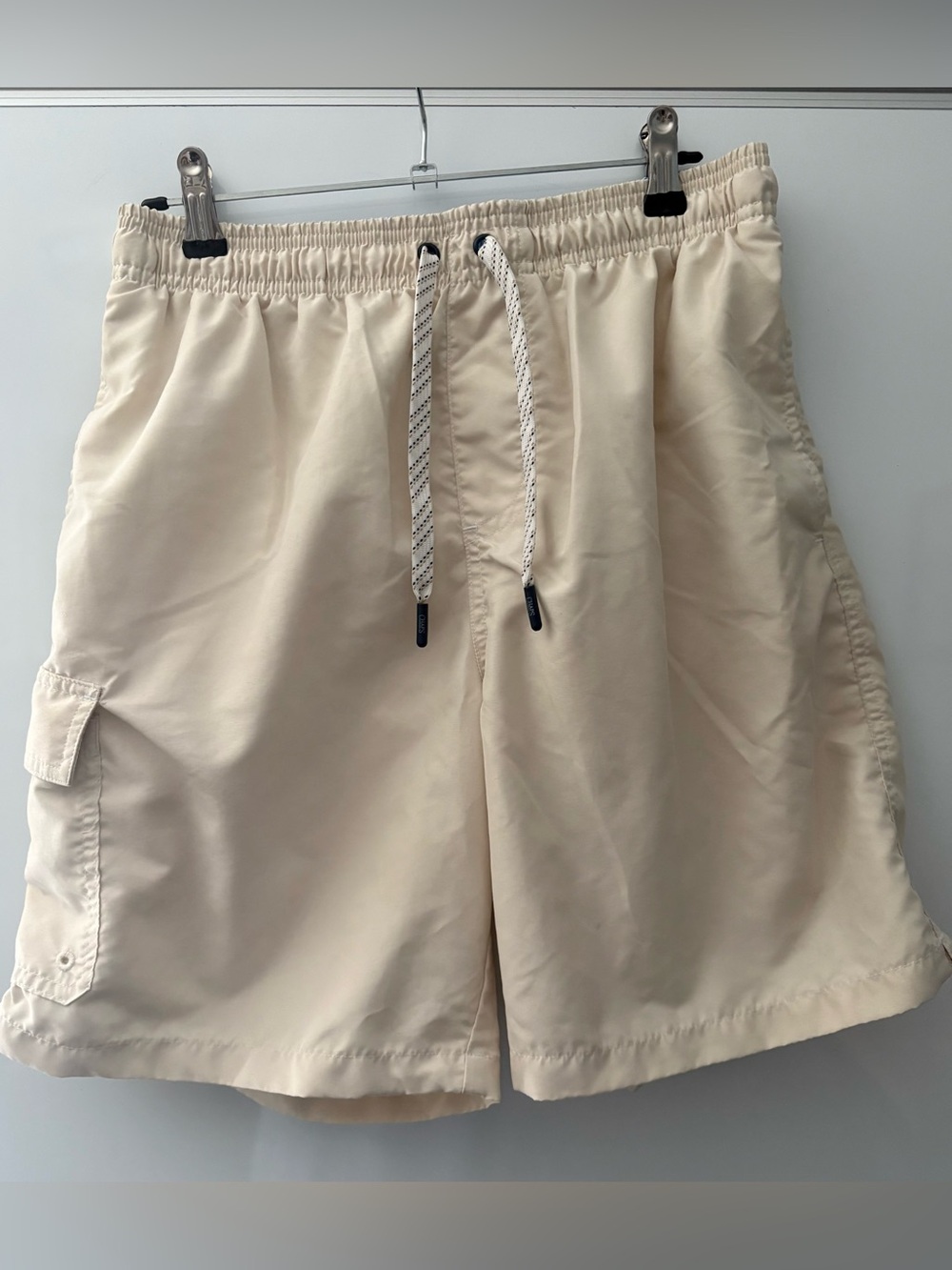 Chaps Men's Cargo Drawstring Swim Trunks Cream Color size small